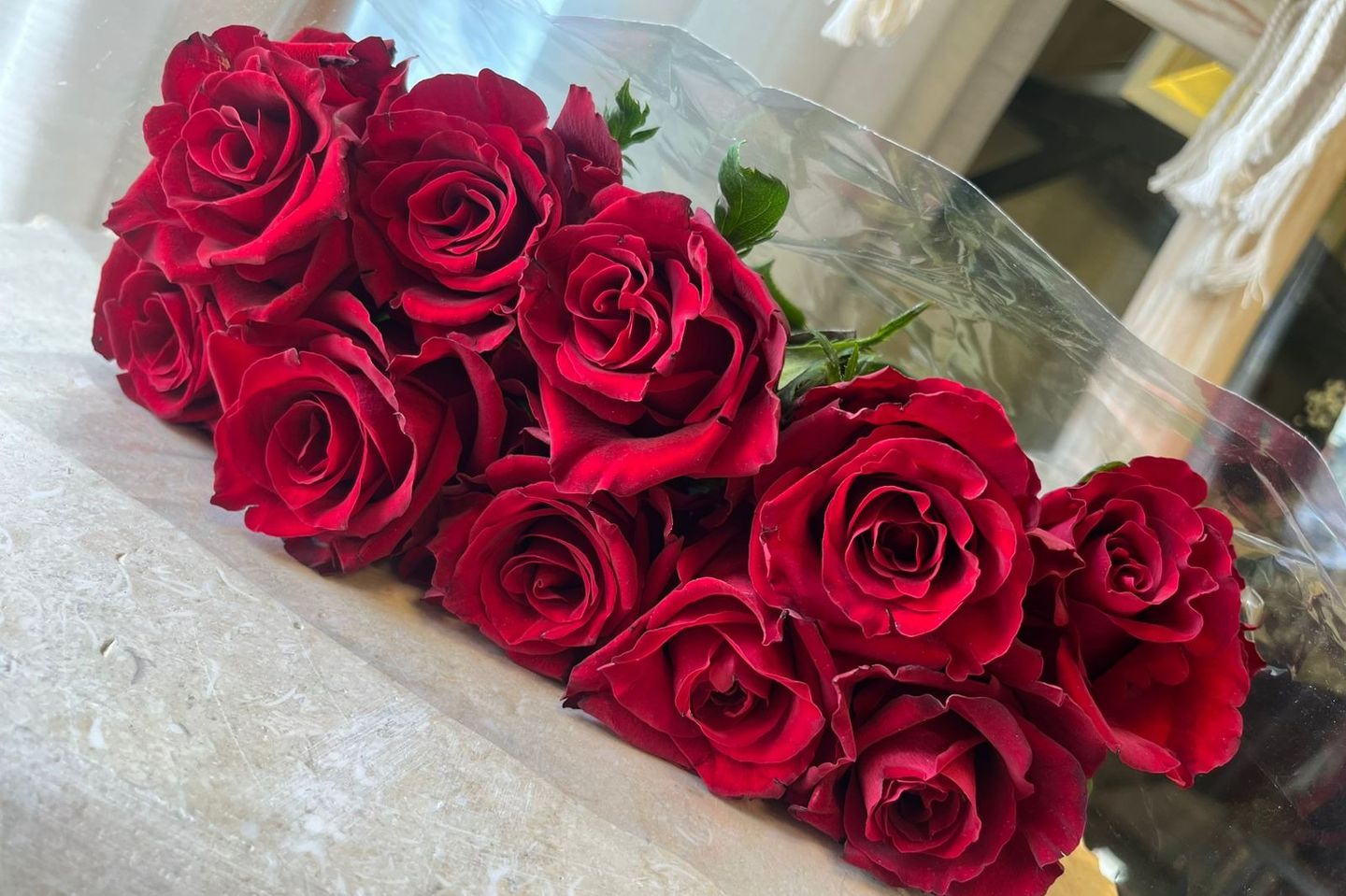 جوري احمر بدون تغليف