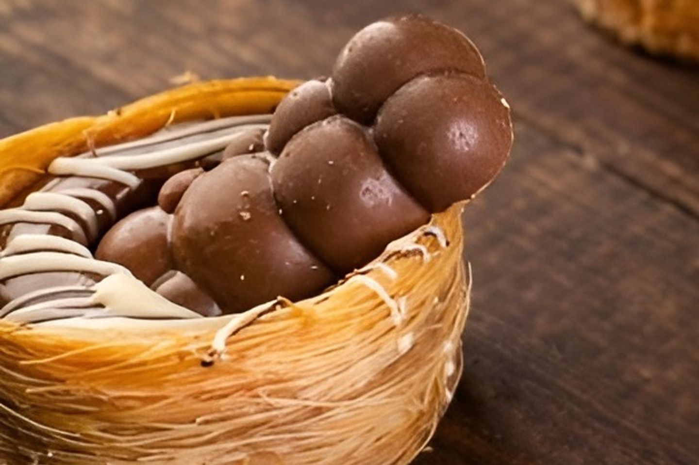 Aish Albulbul With Nutella