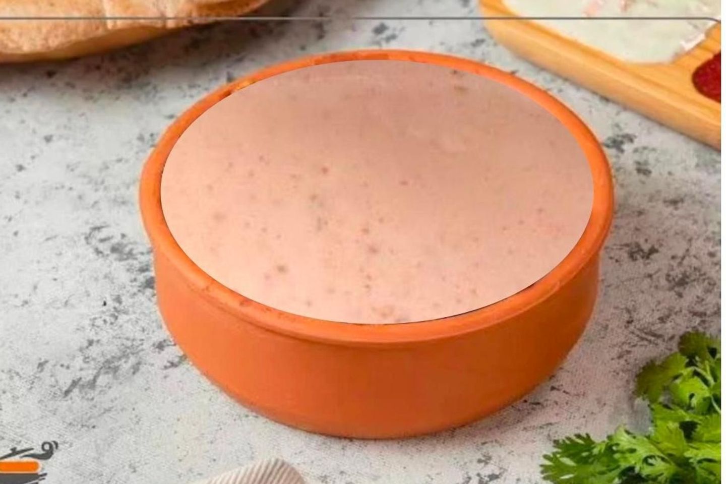 سلطة اللبن الحارة