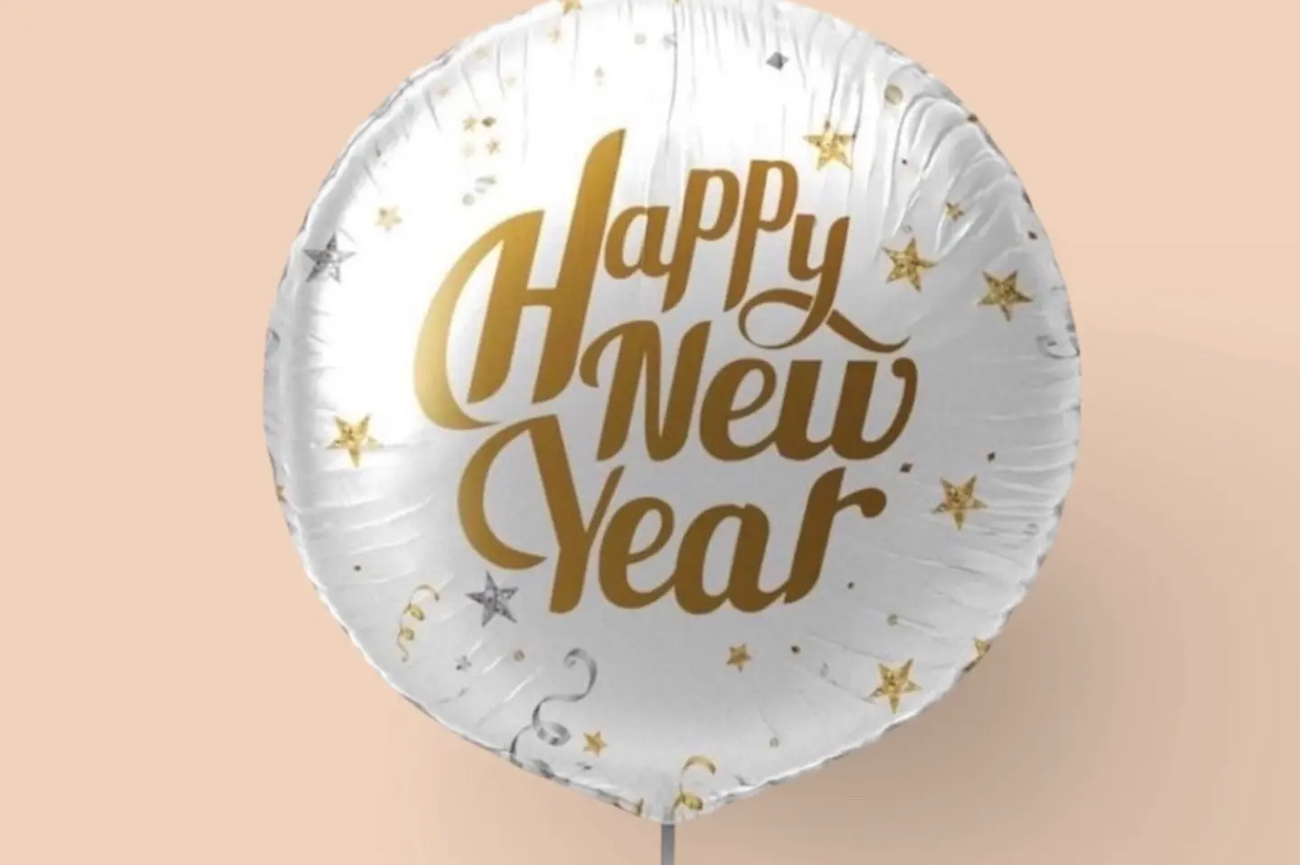 بالون السنة الجديدة ابيض