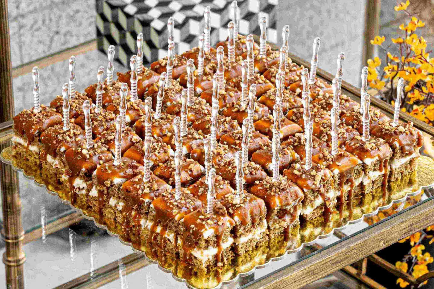 Dates Cake Bites   Tray