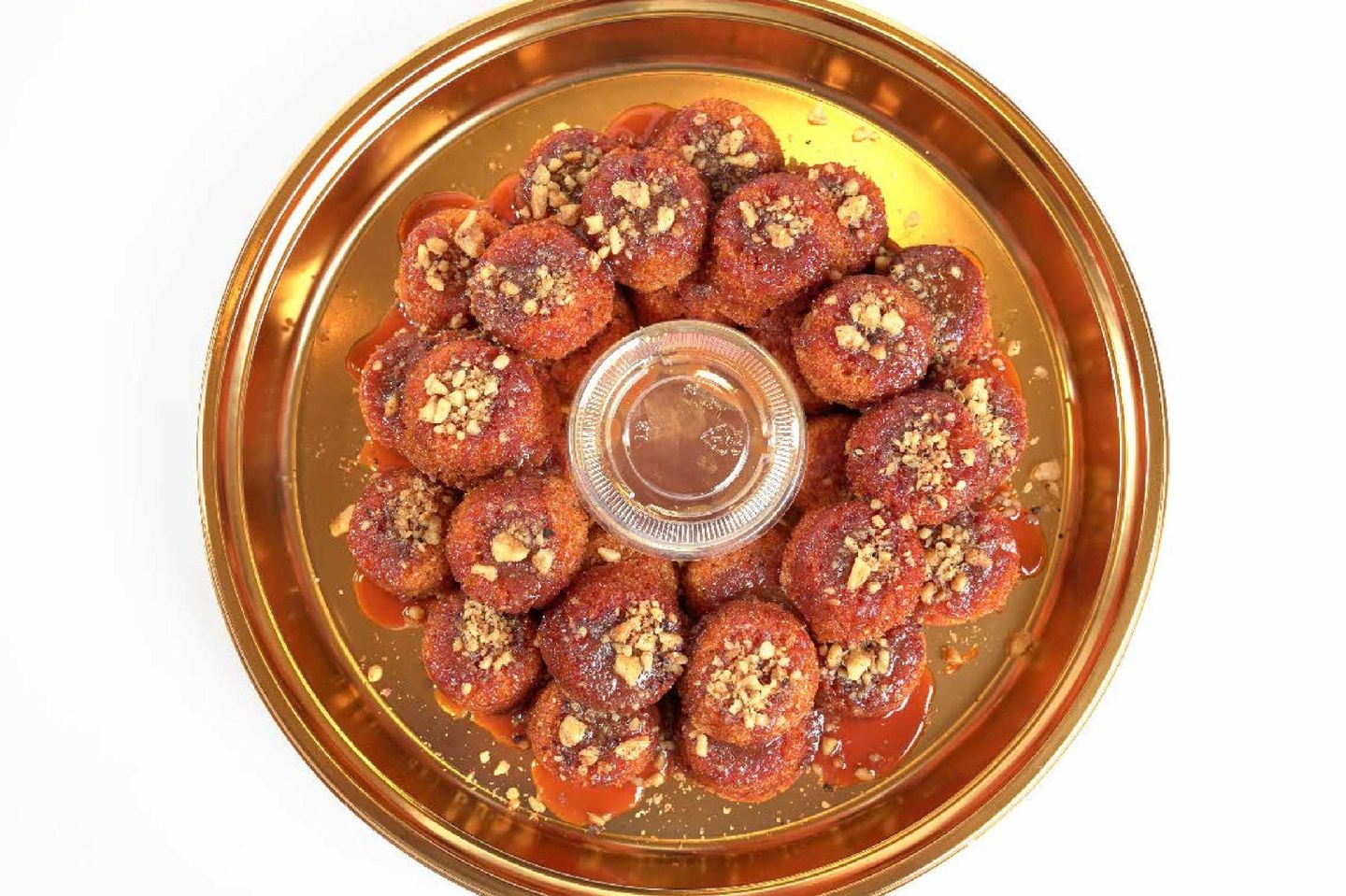 Dates Cake With Toffee