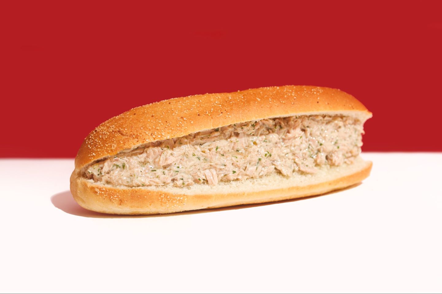 ساندوتش تونة