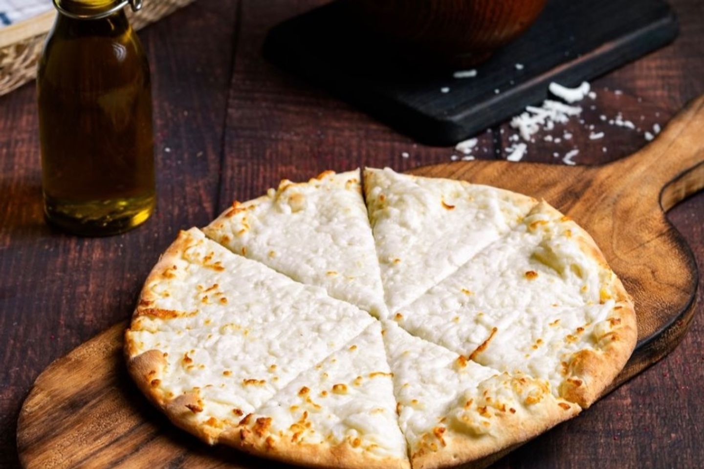 Halloumi Manakish