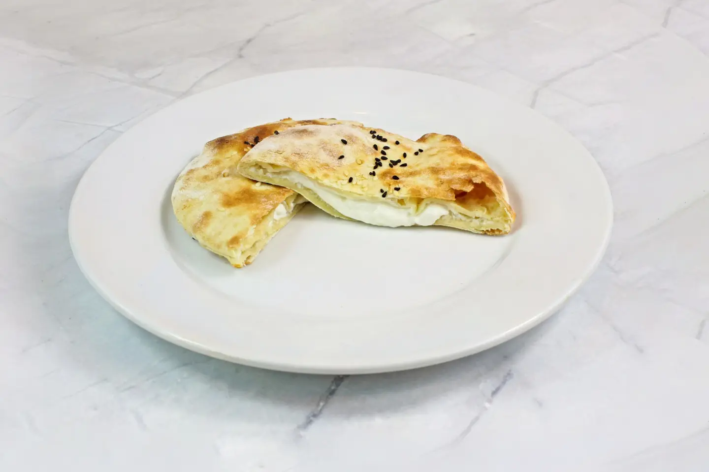 فطيرة جبن عكاوي