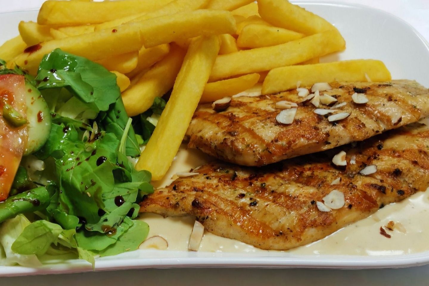 دجاج بصوص البندق