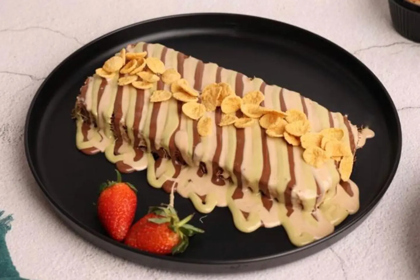 كنافه مستطيله حشوه قشطه