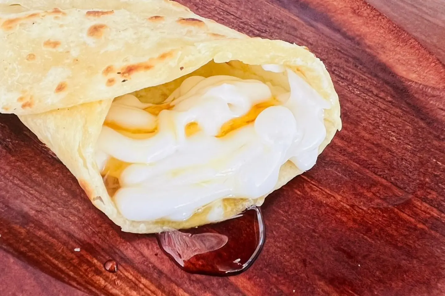 شباتي قشطة بالعسل
