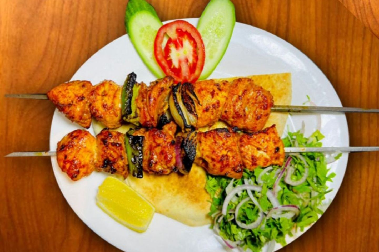 دجاج شيش طاووق مشوي