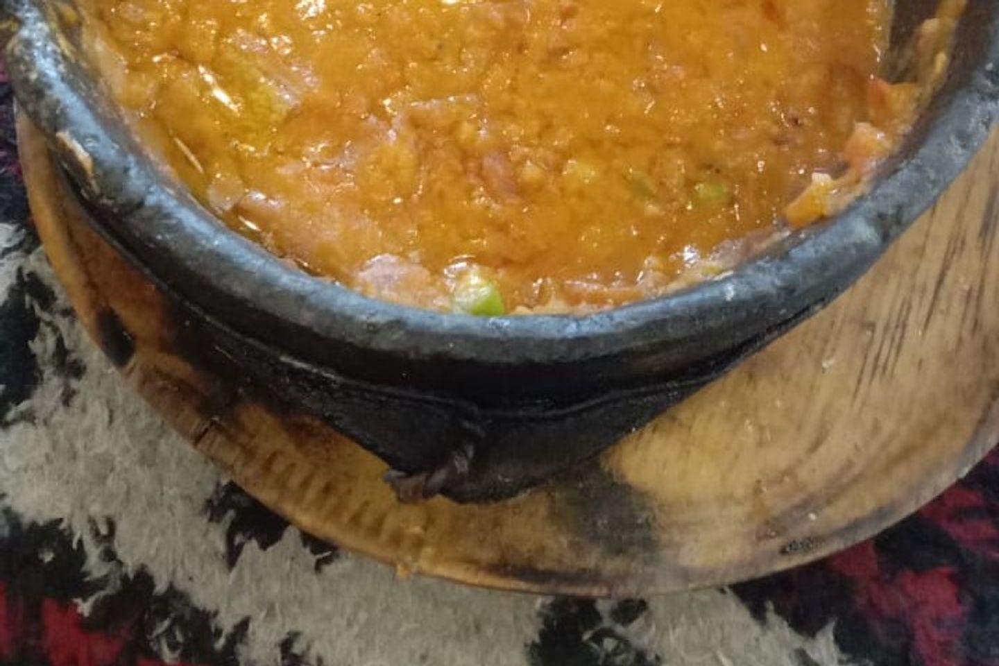 عدس مقش بالسليط