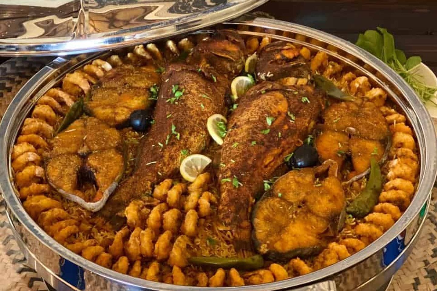 وجبة كبسة هامور كنعد روبيان