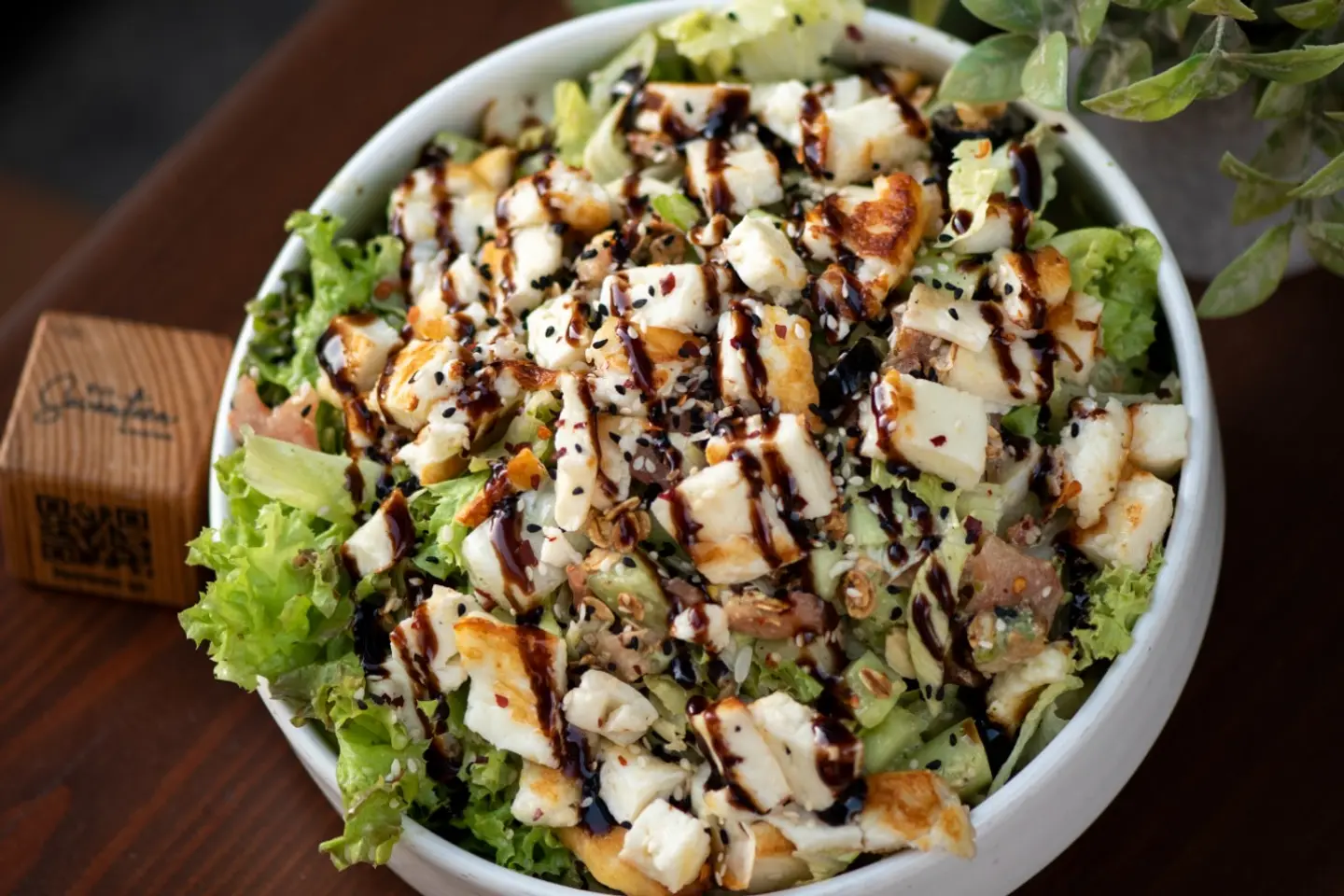 Halloumi Salad