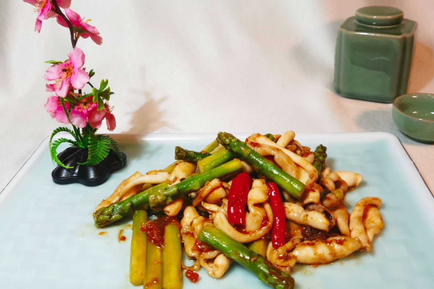 F4 Xo Sauce Stir Fried Asparagus Squid