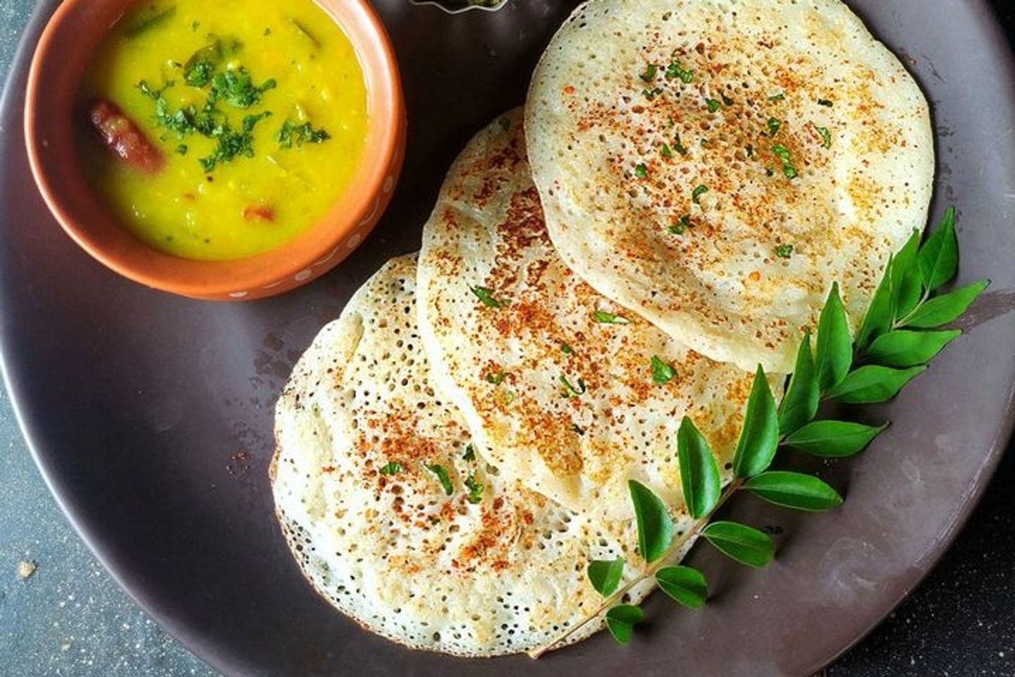 Thattu Dosa