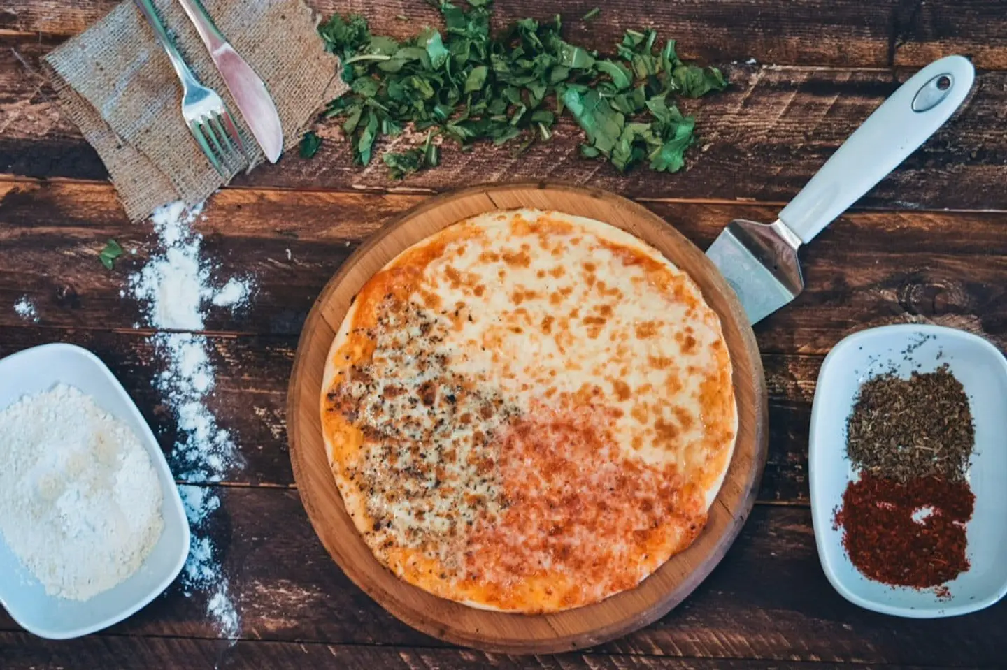 فطيرة الاجبان الاربعة