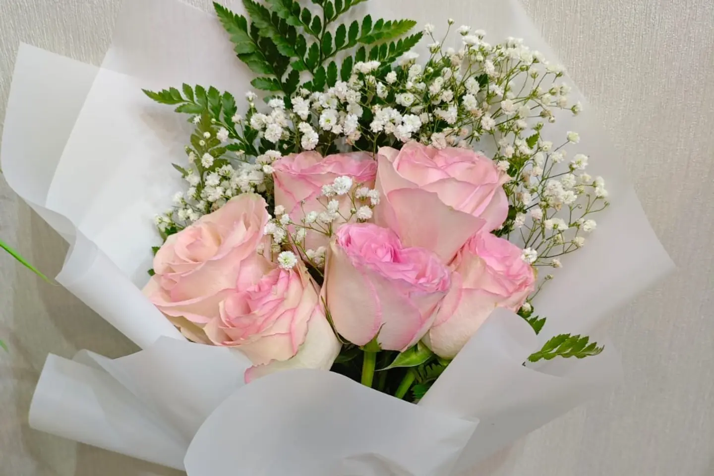 بوكي ورد وردي صغير