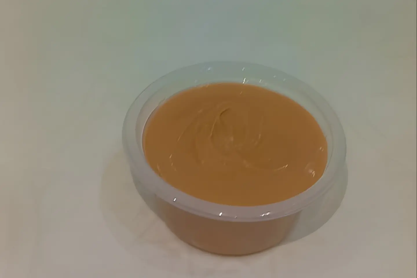 علبة صوص لوتوس