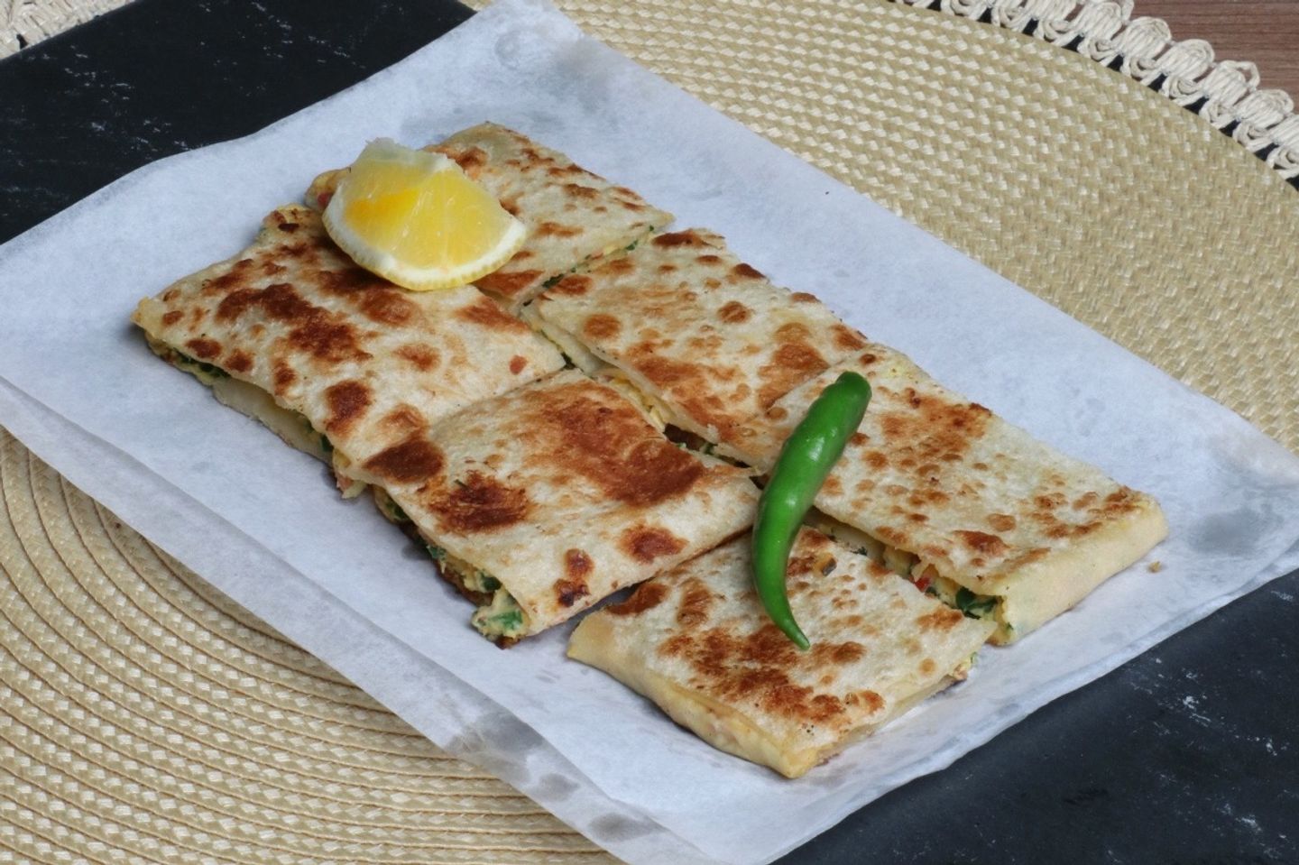 مطبق تونة