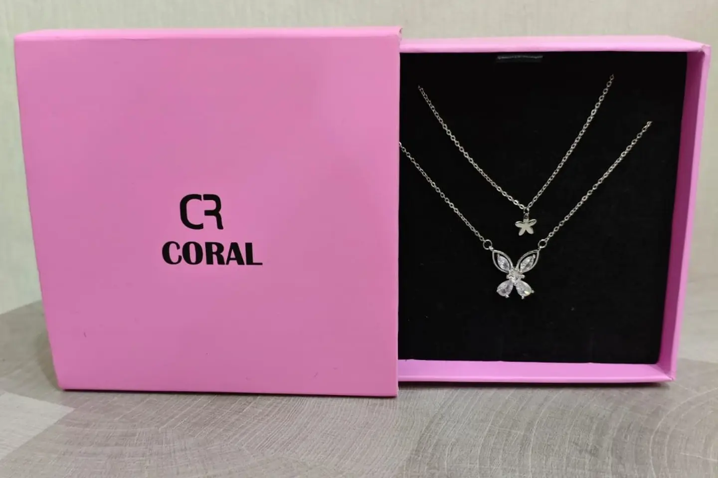 سلسلة فراشة