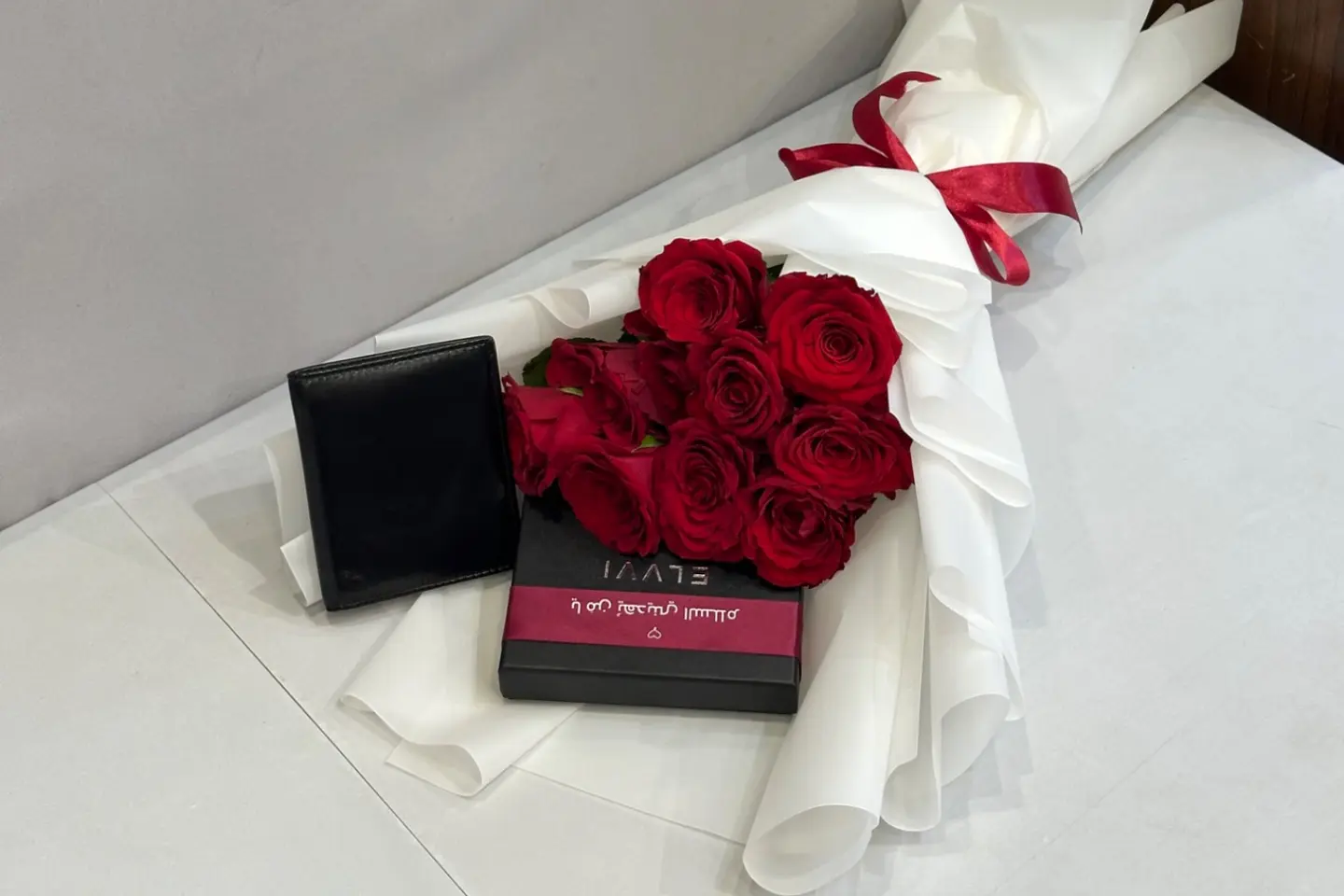 محفظه وسط باقة