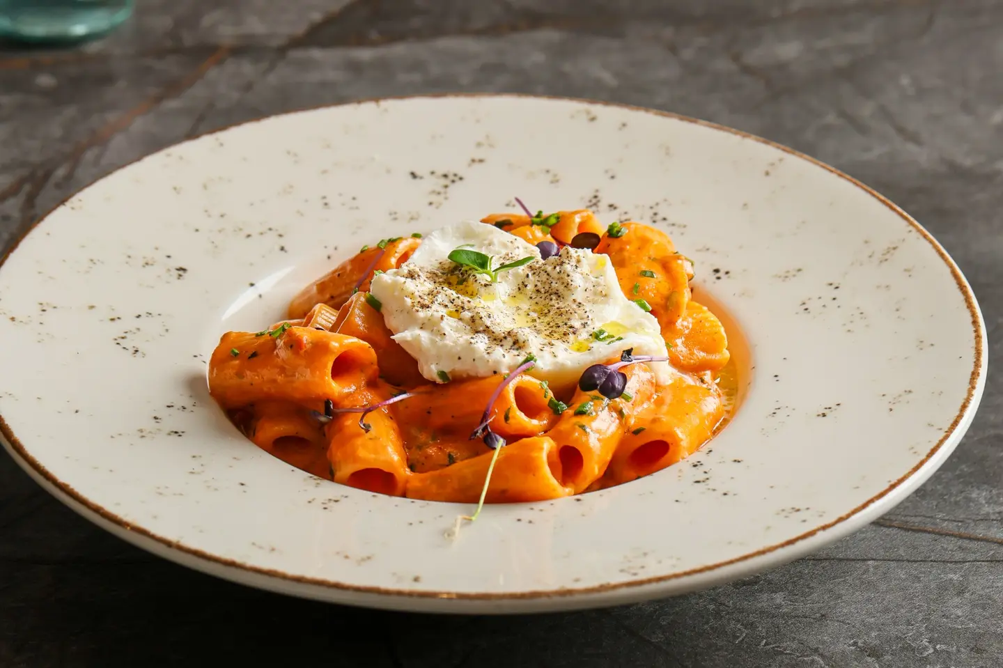 Creamy Pink Rigatoni Pasta