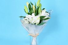 Purity Of Lily Bouquet 0002