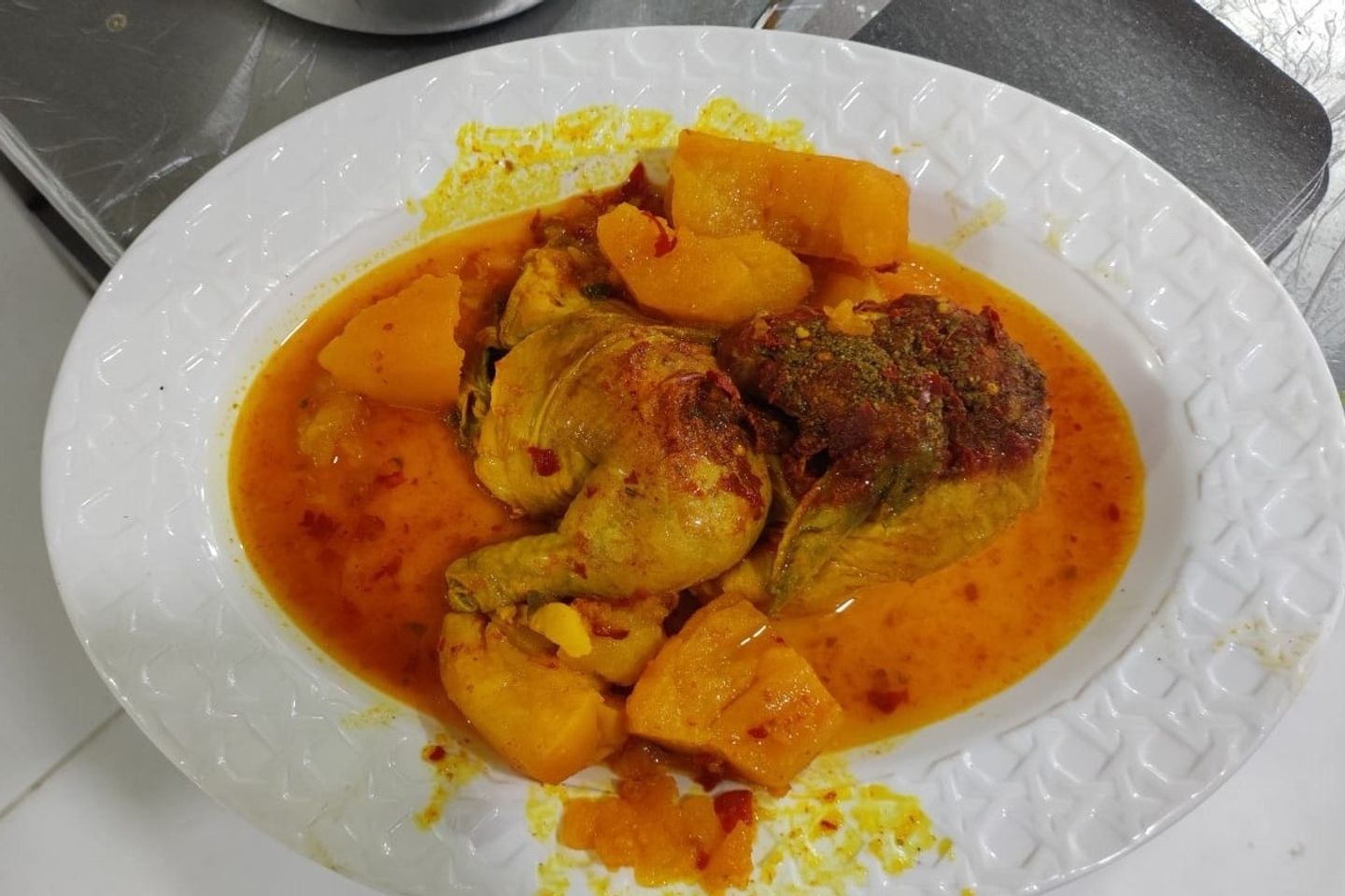 نص دجاج حنيذ عدني ساده