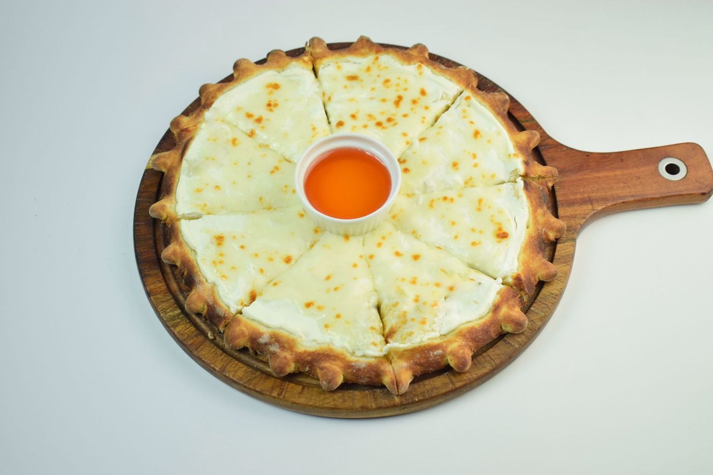 فطيرة اللبنة بالجبن
