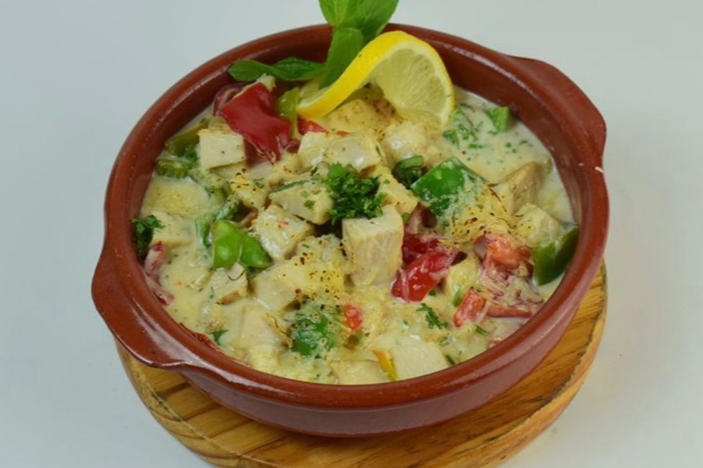 فخار دجاج بالكريمة
