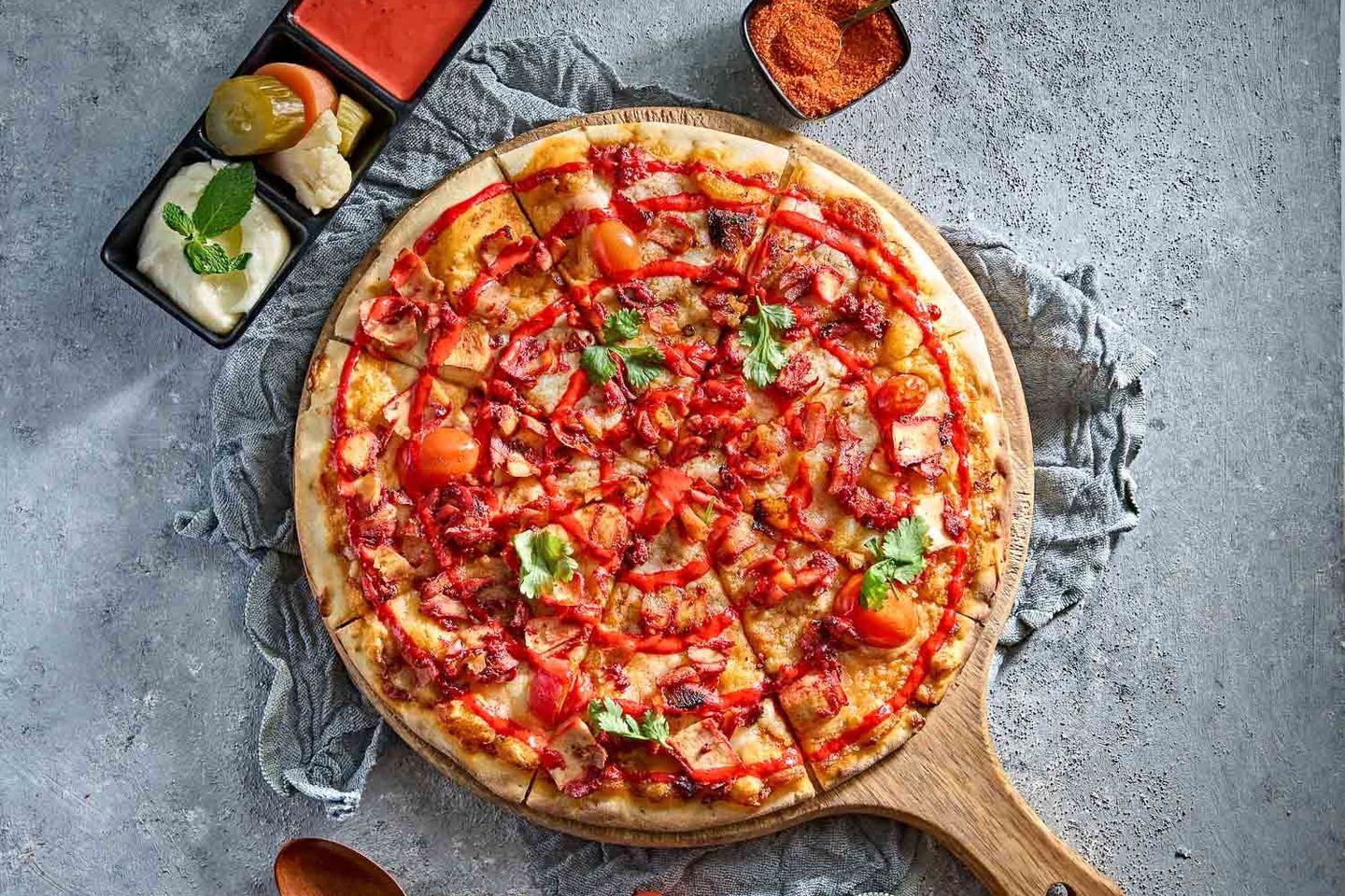 Tandoori Shawarma Pizza