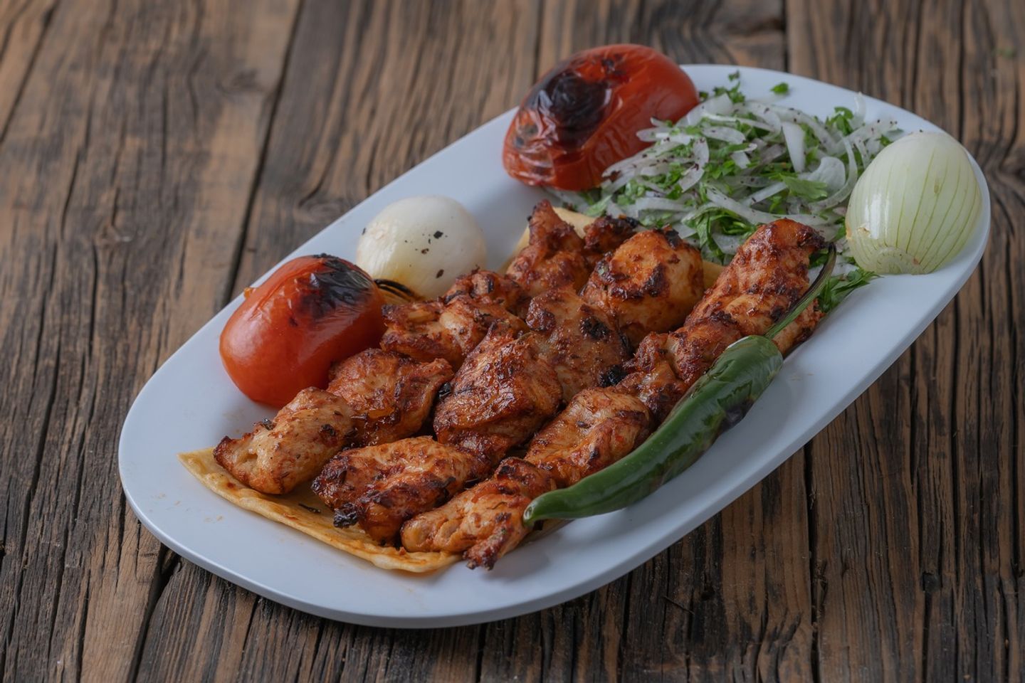صحن شيش طاووق