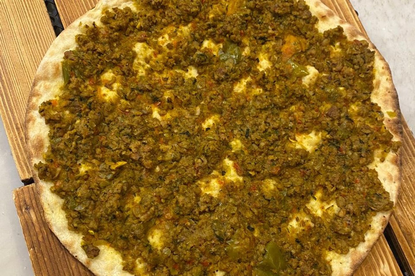 فطيرة لحم بالعجينة صغير