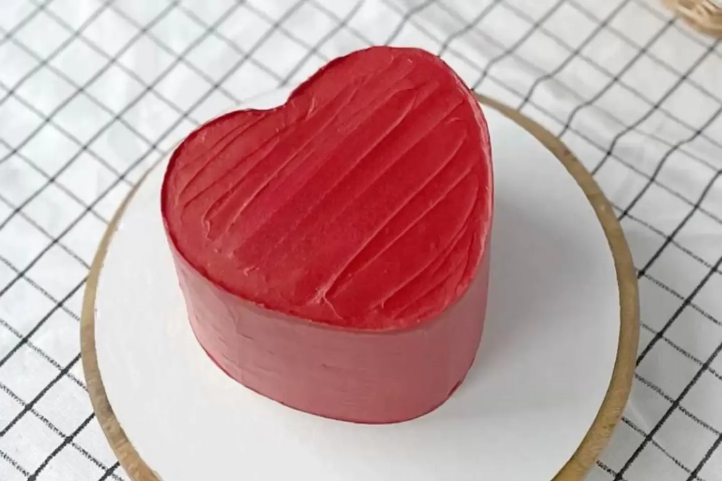 Dovo Lunch Cake   Red Berries