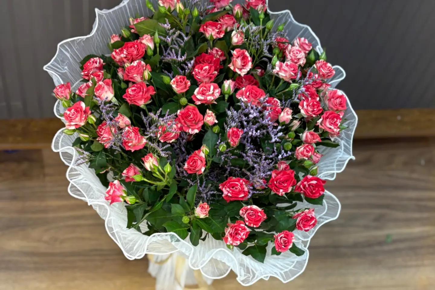 باقه بيبي روز دبل كرر تغليف قماش ابيض