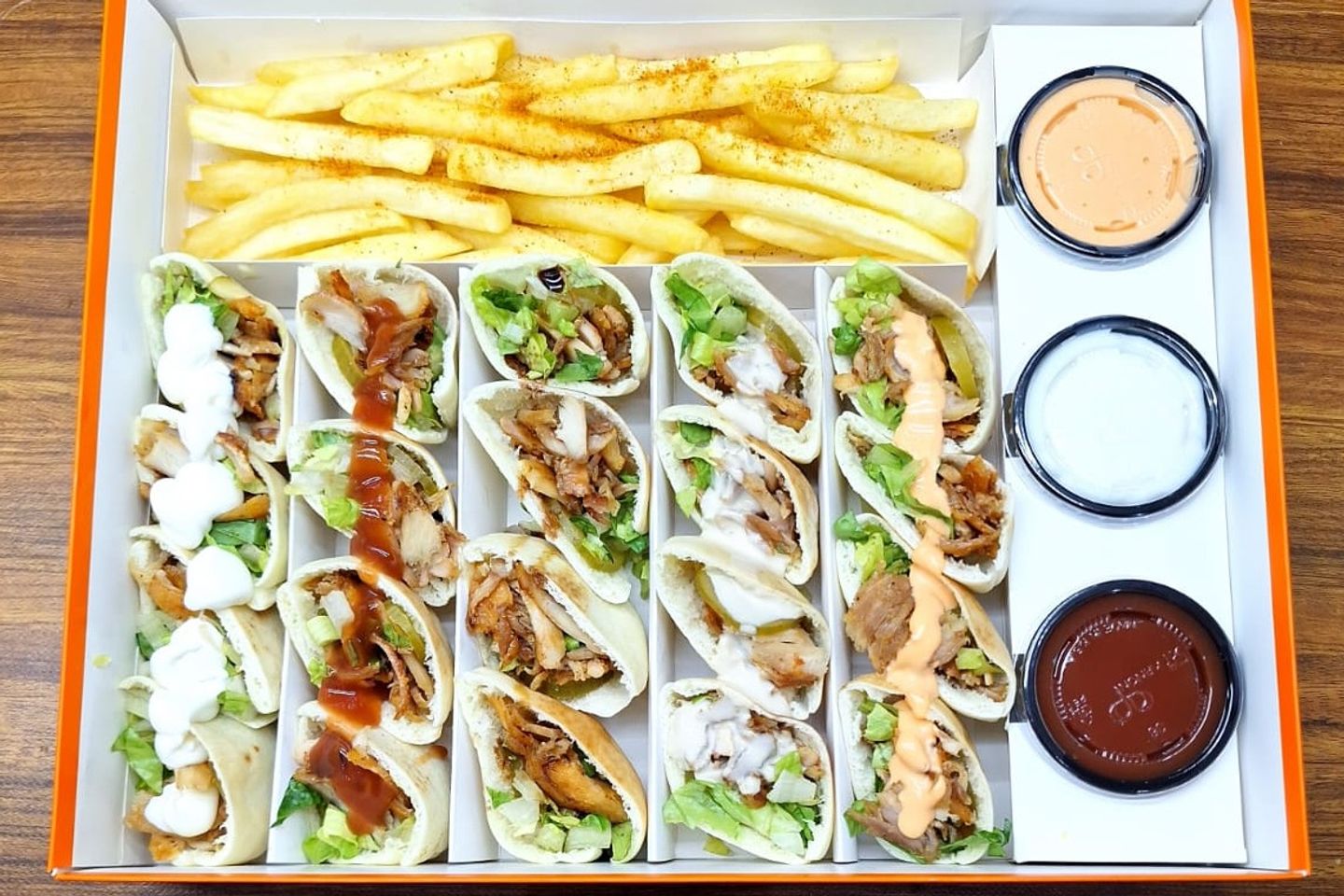 Mini Shawarma Box With Sauces