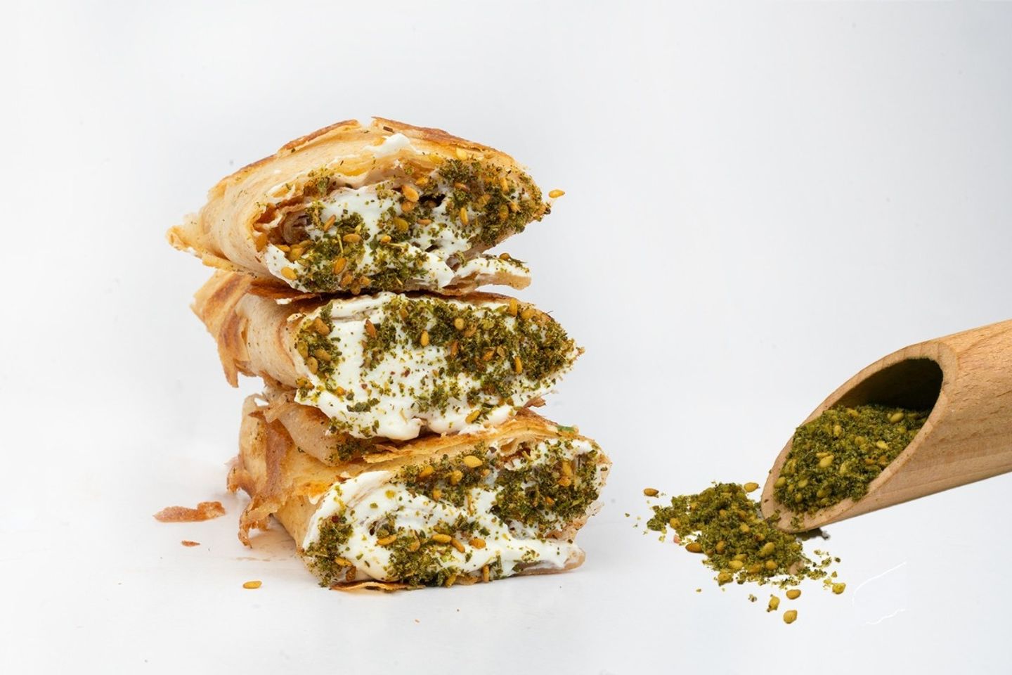 فطيرة لبنة و زعتر