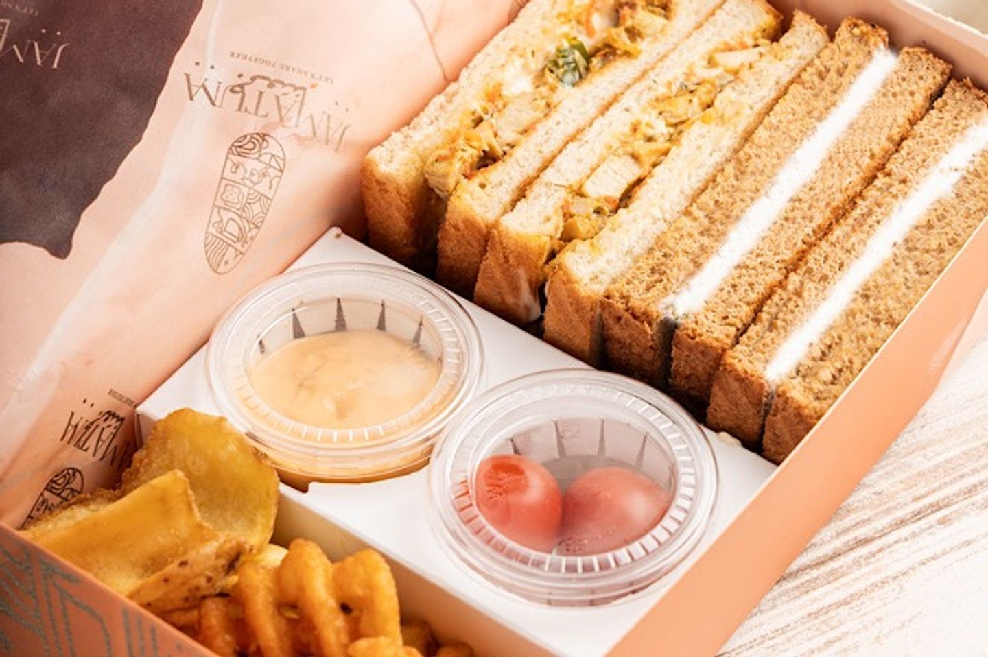 Toast Box
