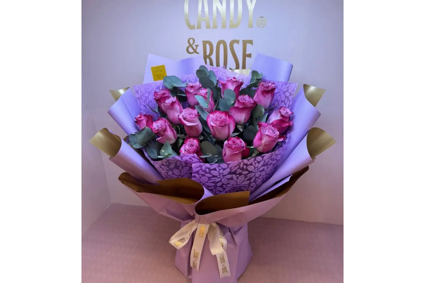 Bouquet  Celebration   A Large Luxurious Natural Rose  For Occasions  Au