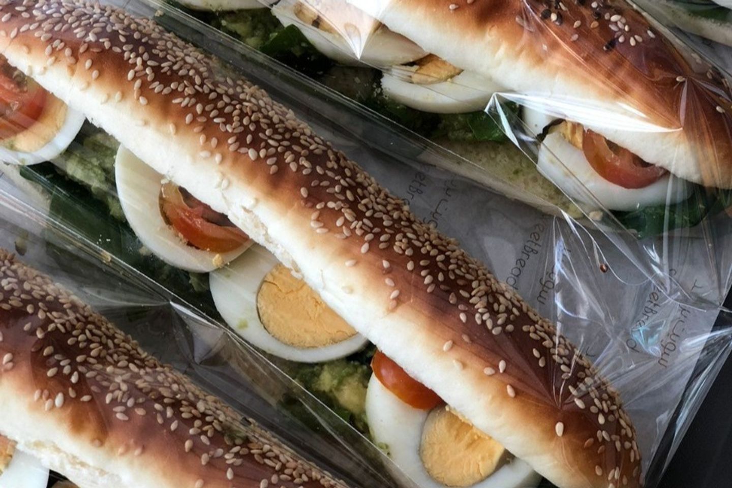 ساندوتش بيض بالأفوكادو