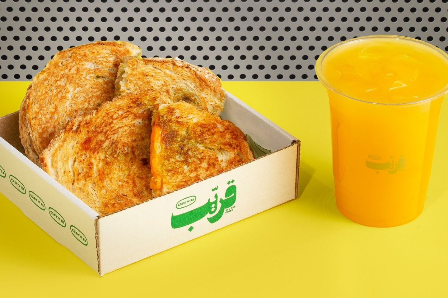 ١/٤ درزن