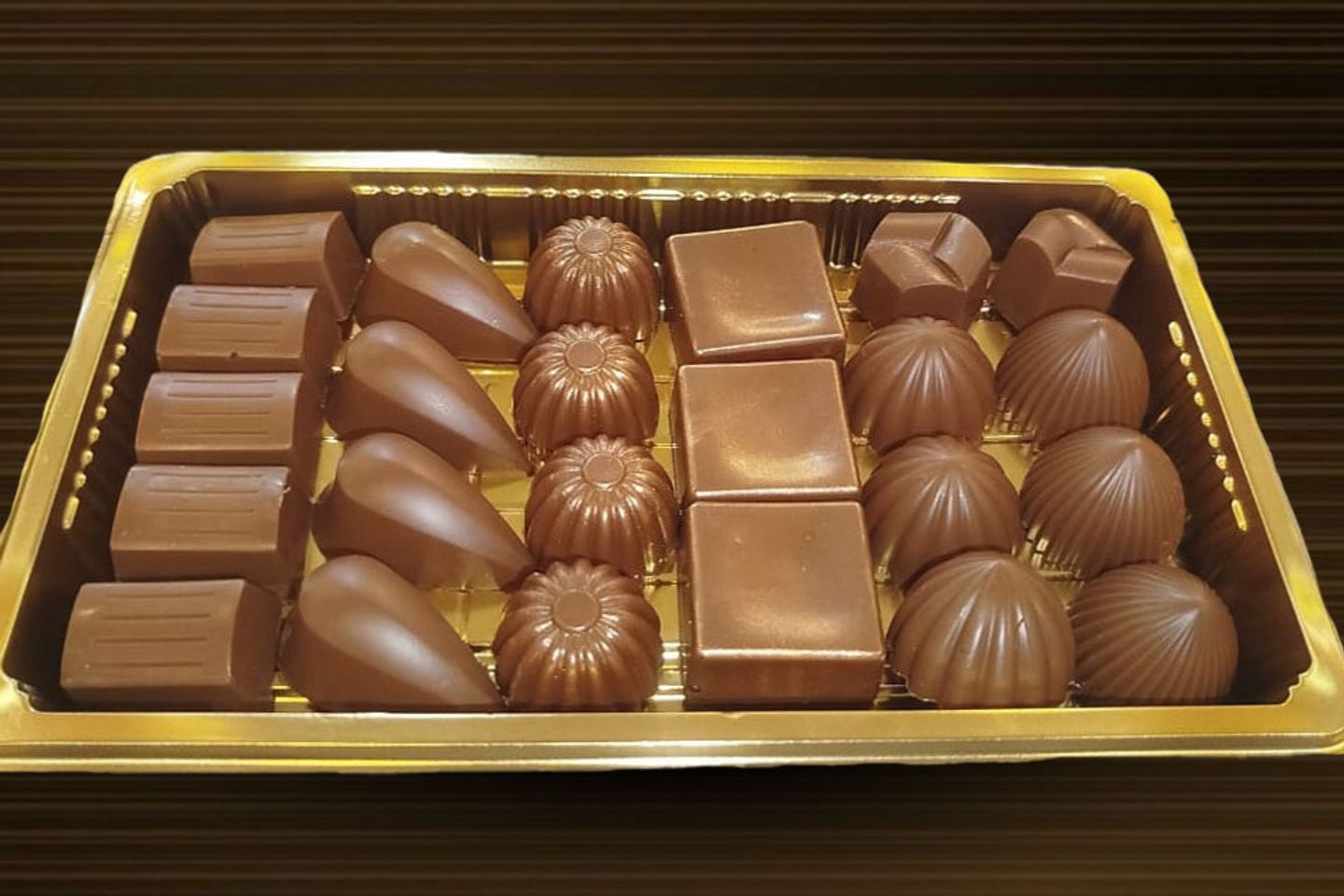 صحن صغير شوكولاتة بلجيكيه