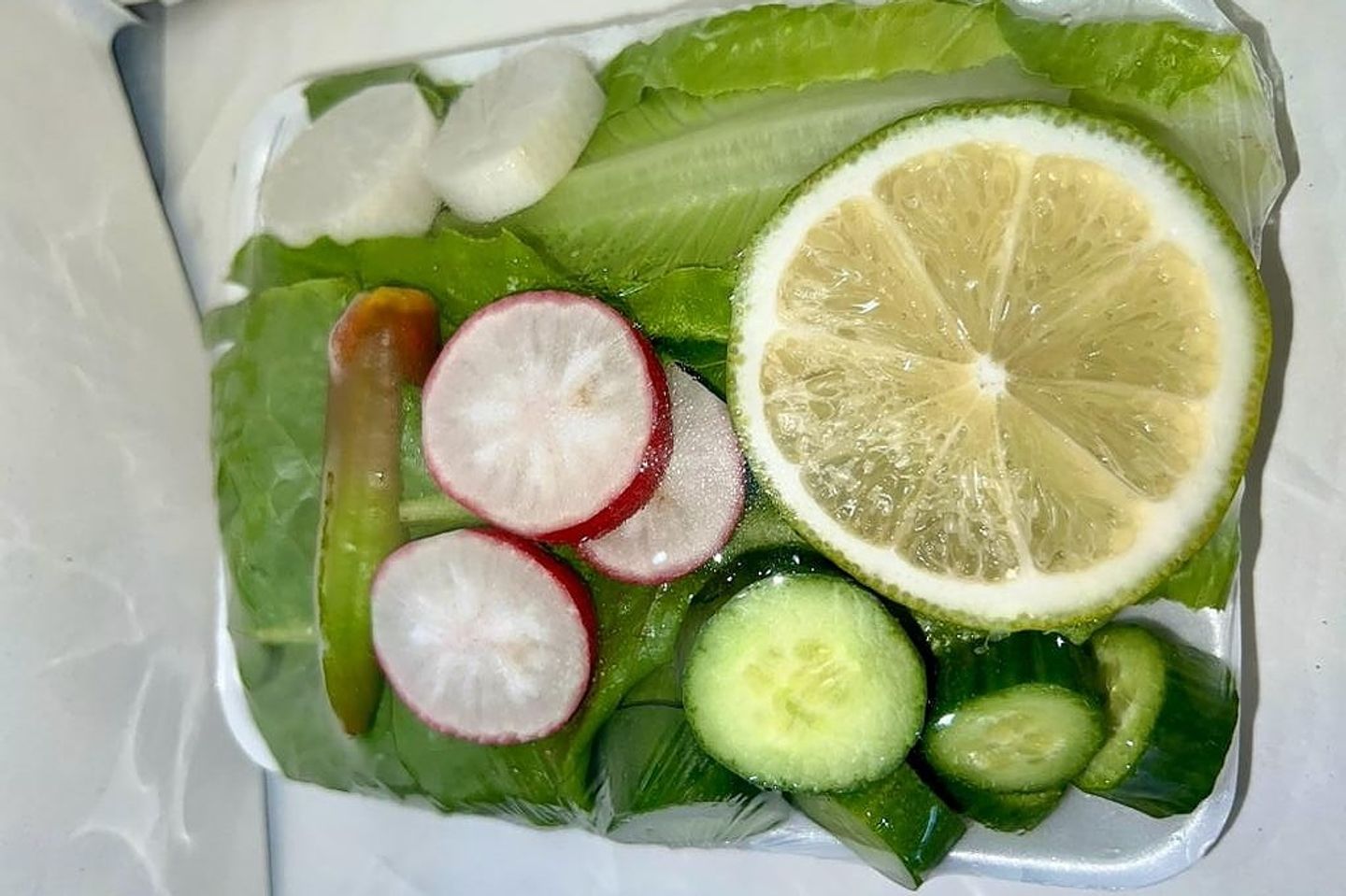Leaves Salad