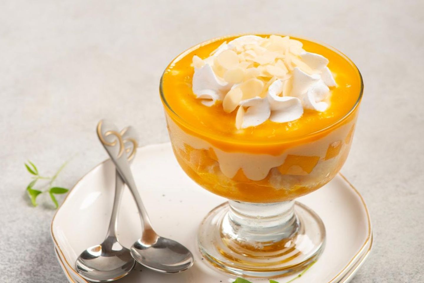 Mango Trifle