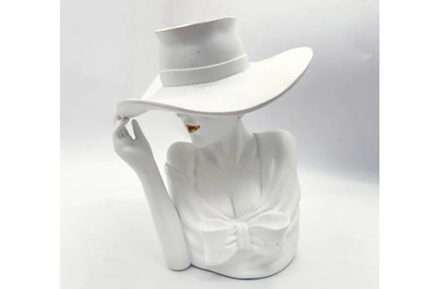 Wonderful Vase Elegant Shape 043