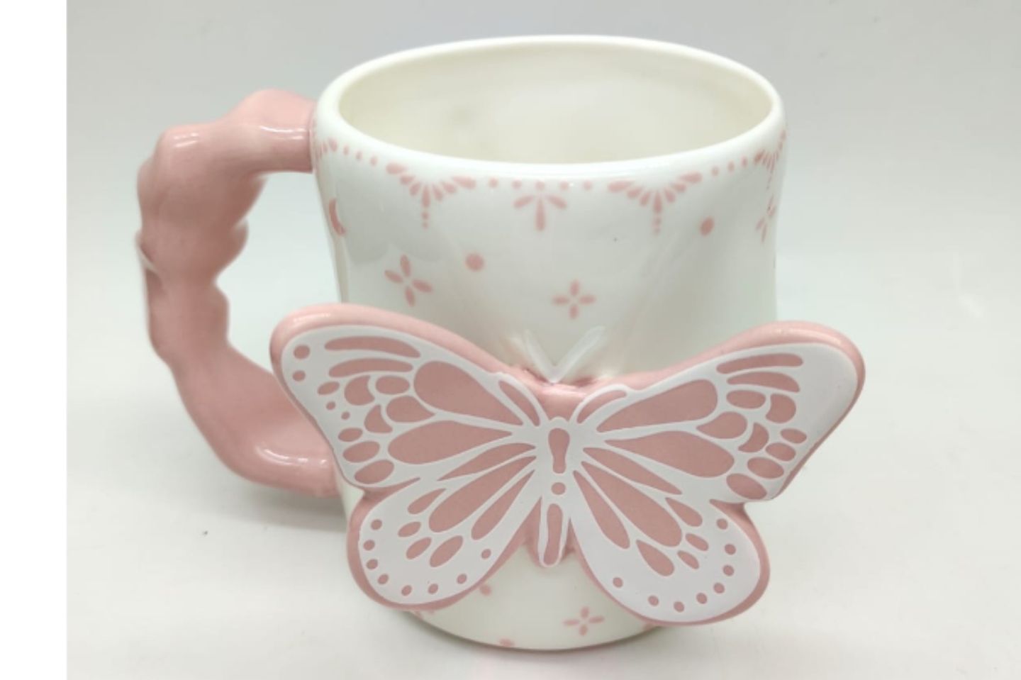 Beautiful Butterfly Cups 0362