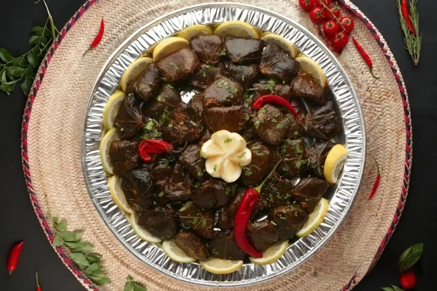 وليمة كبيبة الرومانسية الجديدة - وسط
