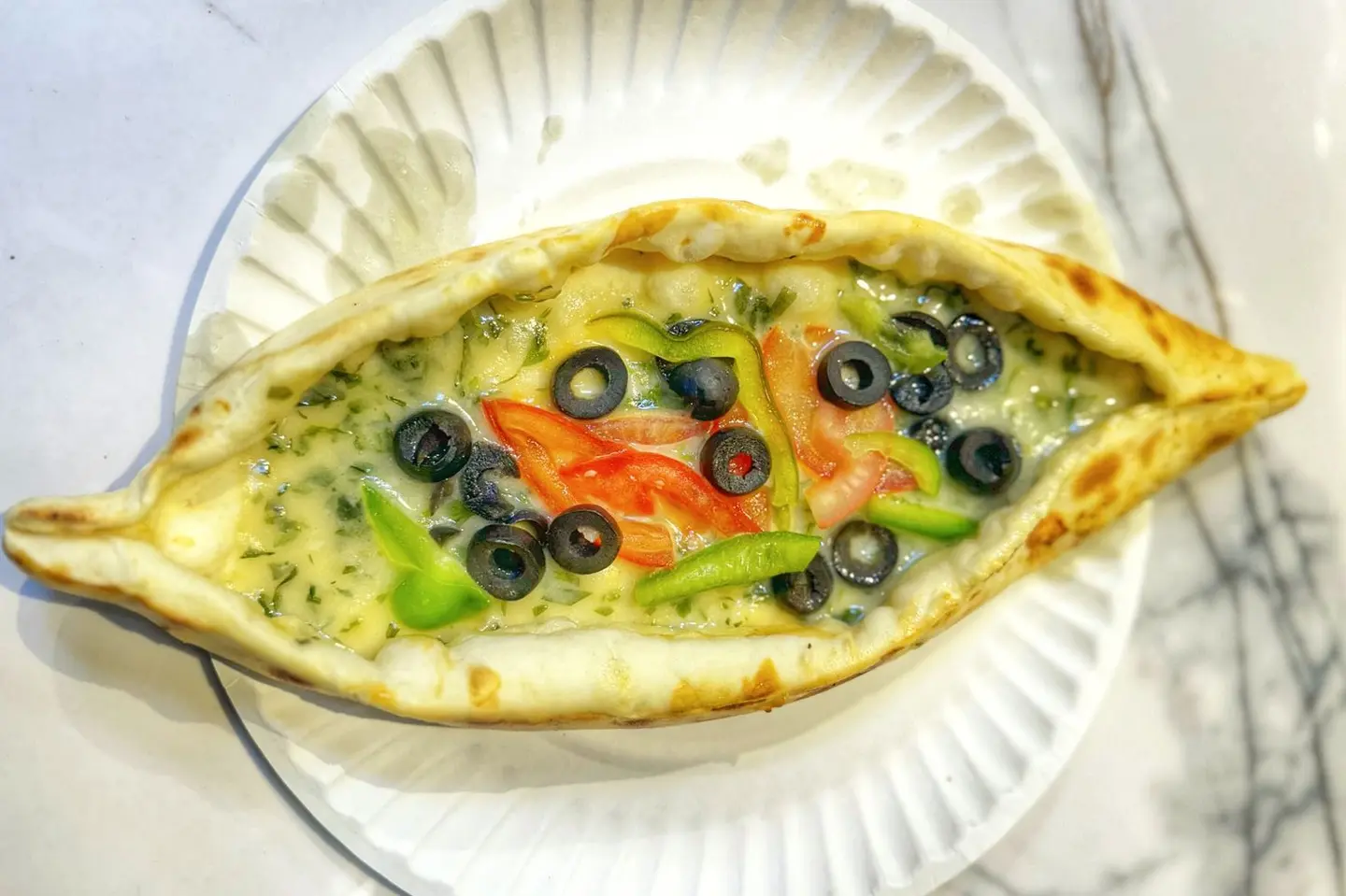 فطيرة جبن بالزيتون