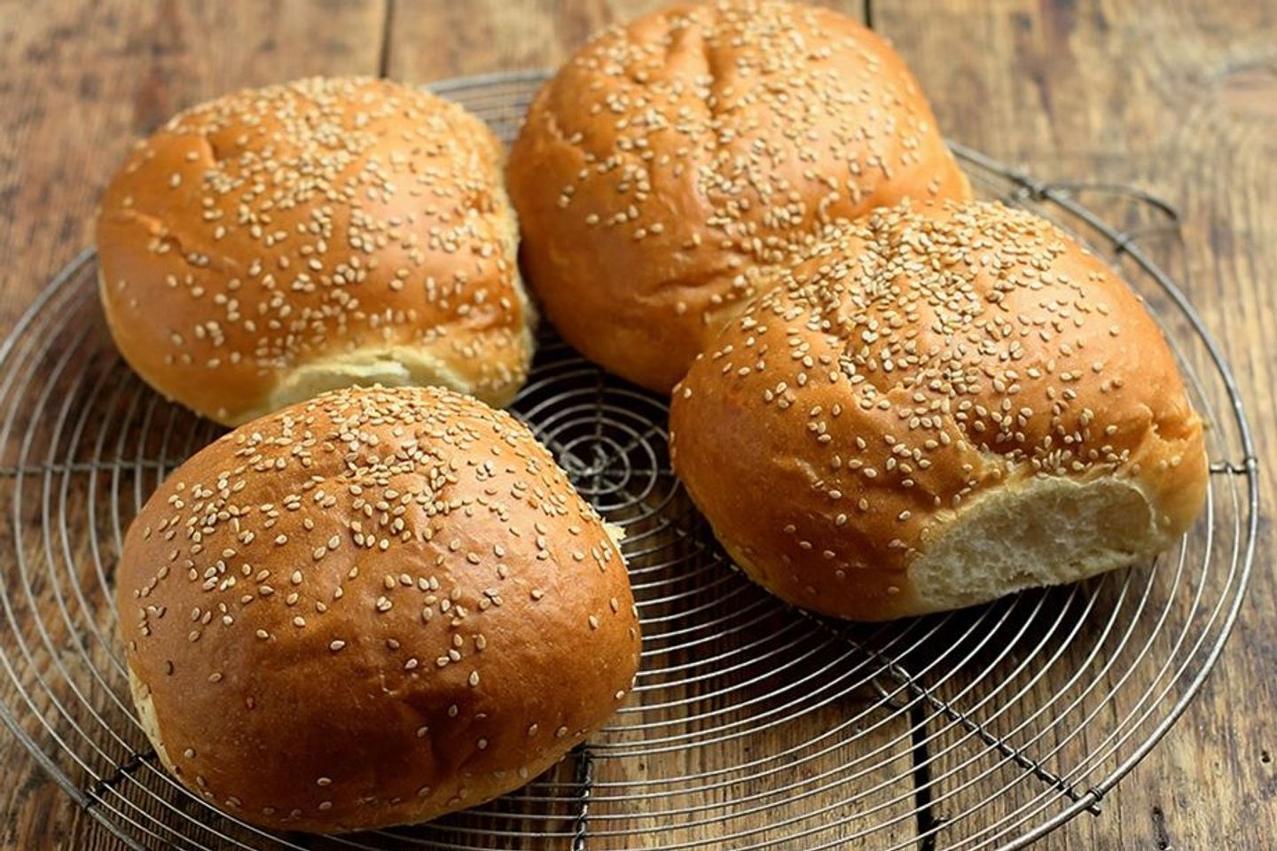 خبز برغر اربع قطع