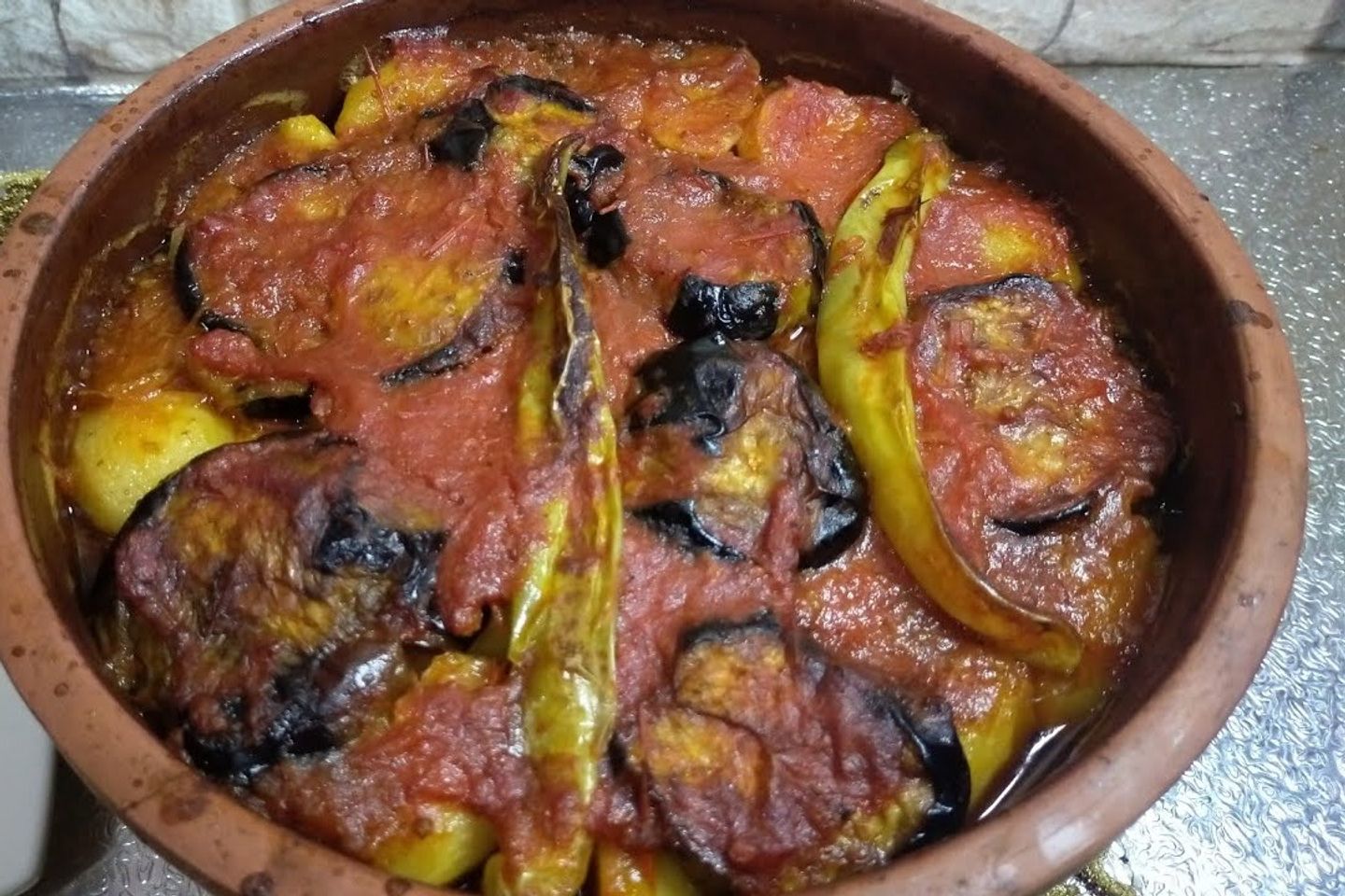 طاجن مسقعة بالحمة المفروم