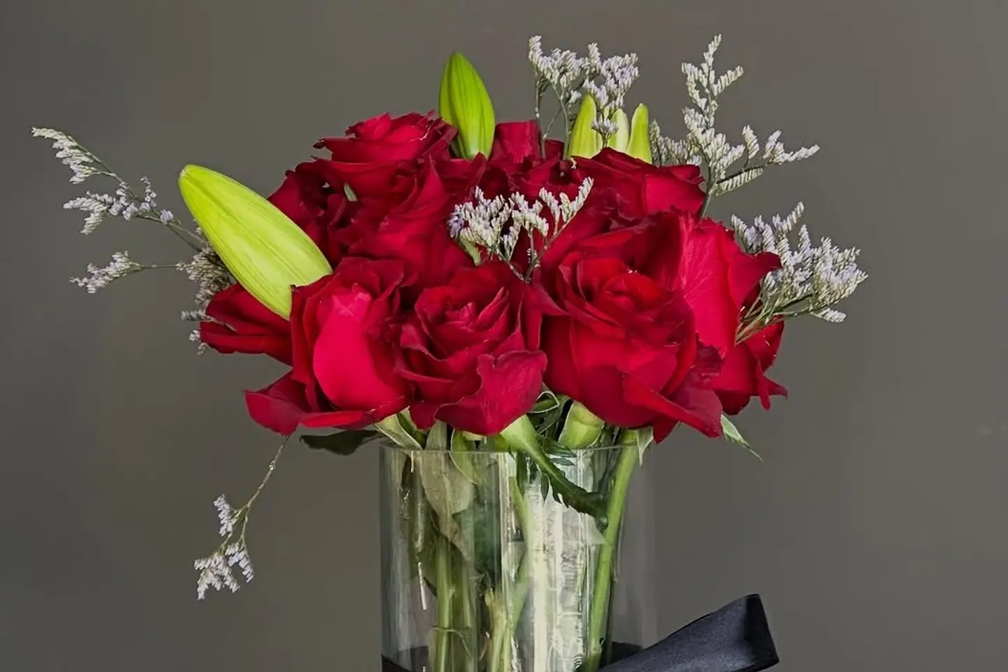 Natural Red Rose Vase